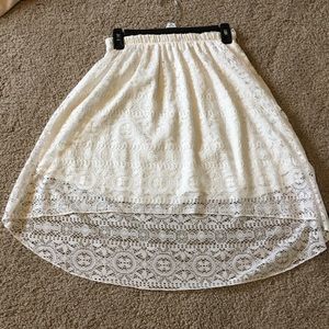 Lace skirt